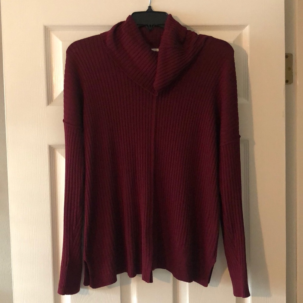 Cowl neck sweater (size M)